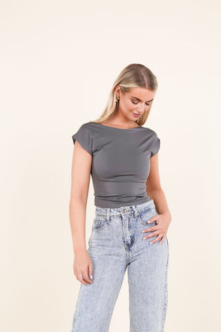 Open back croptop grijs - Bailey